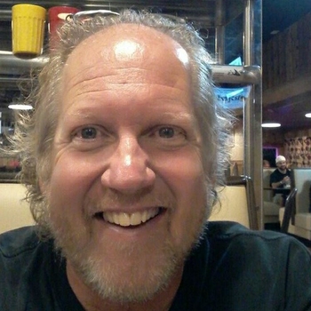 Daten met homo Maikael