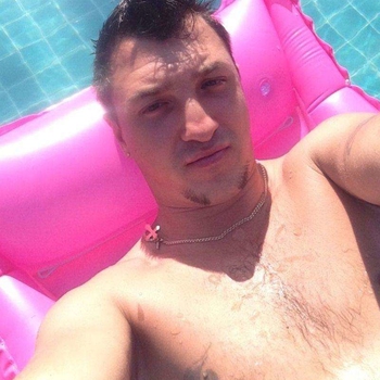 homo zoekt sex dating in West-vlaanderen