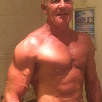 homo zoekt sex dating in Flevoland